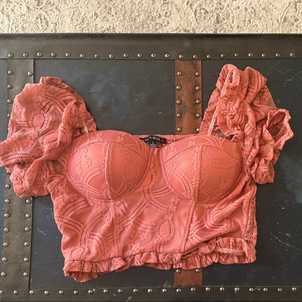 Haute Monde Pink Lace Bra with Romantic Detailing